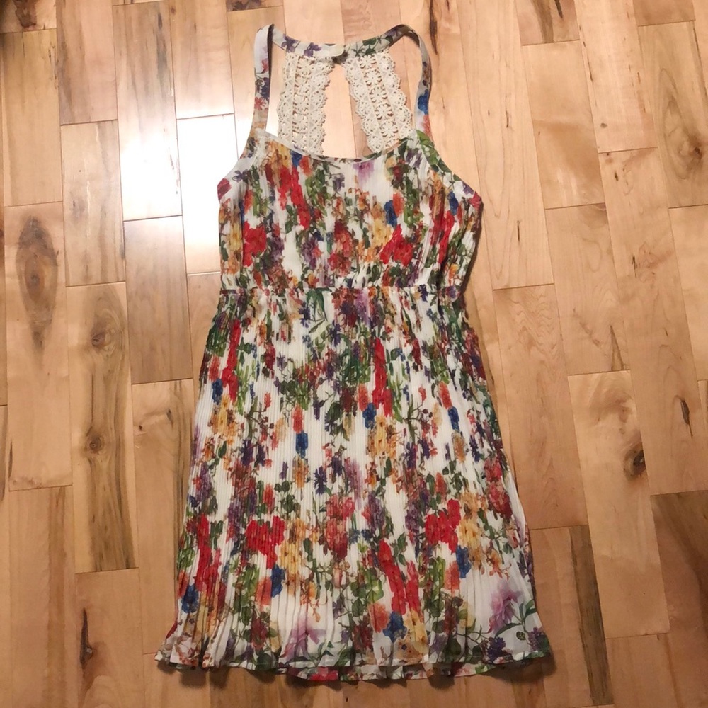 Like New - Others Follow summer dress. Size Small.